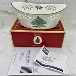 Spode Christmas Tree 9" Pierced Oval Bowl Ceramic Serving Candy. Fixed Price $26.99.
