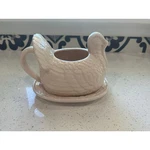 Vintage 1992 Abc Distributing Inc Ceramic Gravy Boat With Base Plate #16171. Fixed Price $24.97.