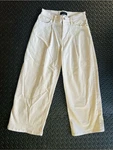 Banana Republic High Rise Pleated Wide Leg Ecru Jeans Cream Sz 26/2 Summer Pants. Fixed Price $49.99.