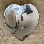 Nambe 2004 766 Heart Shaped Bowl, 9 X8.25 X2.25 Alloy Metal - Silver. Fixed Price $40.00.