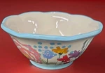 The Pioneer Woman Celia Cereal Bowl Stoneware Scalloped Edge 6.5 In. Fixed Price $15.25.