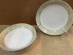 Set Of 4 Bunny Williams Melange Ballard Designs Green Lattice Shallow Pasta Bowl. Fixed Price $57.99.