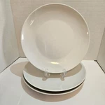 2 Crate & Barrel Porcelain White Plates Dinnerware CBL188 China No Rim. Fixed Price $11.20.
