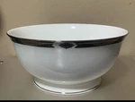 Lenox-vintage JEWEL-8.75 Round-footed Serving/open-vegetable Bowl-free Shipping. Fixed Price $99.99.