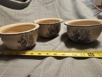 Home & Garden Party Ltd Ceramic Floral Cereal Bowls Set Of 3 Beige Blue. Fixed Price $20.00.
