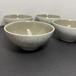 4 Gibson Elite Bowls Leaf Pattern Natural Beige Green Off White 6 X 2.75 Tall. Fixed Price $12.00.