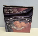 Paul Revere Silversmiths Silverplate Round Wire Serving Basket 9.5" Across. Fixed Price $14.97.