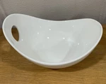 10 Strawberry Street 8 Curved White Porcelain Cut Out Handle Serving Bowl. Fixed Price $17.37.
