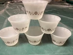 Set Of 6 Vintage Dynaware Custard Cups Milk Glass Brown Daisy Flower. Fixed Price $16.99.