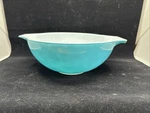 Vintage Pyrex Cinderella Style Mixing Bowl #444 4QT Solid Turquoise. Fixed Price $40.00.