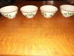 Set Of 4 Lenox Holiday 5-3/8" Footed Dessert Cereal Bowls. Fixed Price $59.99.