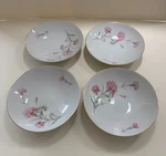 Royal Court Carnation Set Of Four 7 Inch Soup/ Pasta/ Cereal Bowl Japan. Fixed Price $19.97.