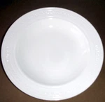Wedgwood Intaglio White Rim Soup Pasta Bowl 9" Embossed Edge New. Fixed Price $38.90.