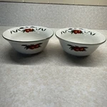 Set Of Two Vtg Wsp Cades Creek Genuine Stoneware Apple 5 Inch Fruit Betty Bowls. Fixed Price $17.10.