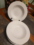 (5) Majesticware By Oneida Sunrise 9" Rimmed Soup Coupe Pasta Bowls. Fixed Price $44.95.