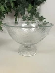 Southern Living At Home Victoria Pressed Glass Serving Bowl 10" Made Poland. Fixed Price $24.99.