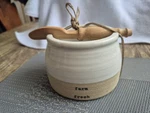 Mud Pie Farm Fresh Dip Bowl Set With Lid Ceramic Wood White Beige. Fixed Price $15.00.