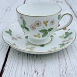 Wedgwood Wild Strawberry Tea Cup Saucer Set Bone China England R4406 Gold Rim. Fixed Price $24.99.