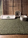 Spode Christmas Tree Lot 3 Pcs 2 Small Bowls 1 Cracker Tray Dish/frzr/micro/oven. Fixed Price $30.00.