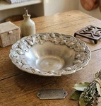 Vintage Wilton Armetale Oak Leaf & Acorn Pewter 8.75 Bowl Serving Dish. Fixed Price $20.00.