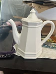 Vintage Pfaltzgraff Heritage White Coffee Server With Lid, Tall 4 Cup, 1980. Fixed Price $19.99.