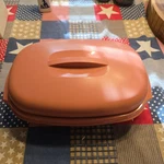 Vintage Tupperware Mauve Pink 6 Cup Casserole Vegetable Dish 1273-5. Fixed Price $7.99.