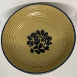 Vintage Pfaltzgraff Folk Art Vegetable Serving Bowl 8.5 Tan & Blue #011 Usa. Fixed Price $24.99.