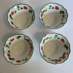 Set Four Primrose Vintage Strawberry Dessert Bowls Scalloped Melamine 4.5. Fixed Price $14.99.