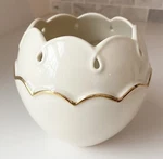 Lenox Ivory China Perfect Petals Nib Retails At $58 Very Sweet 6 Rose Bowl Vase. Fixed Price $29.98.