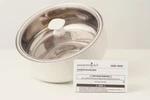 *** Pampered Chef 2.5 Quart Insulated Serving Bowl #100263 New Open Box. Fixed Price $39.00.