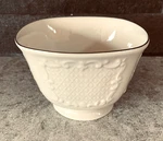Lenox Canterbury Platinum Band Edge Special China 3" Footed Bowl Ivory Porcelain. Fixed Price $10.71.