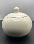 10 Strawberry Street Round Ceramic Sugar Bowl With Lid. Fixed Price $24.97.