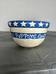 Ceramic Popcorn Bowl Gooseberry Patch Boston Warehouse Trading CORP-2001. Fixed Price $10.49.