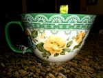Pioneer Woman Rose Shadow Batter Bowl! 2.8Q 2.6L Stoneware Gibson. Fixed Price $33.50.