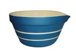 Mason Cash Ceramic Mixing Bowl With Spout Made England. Fixed Price $24.95.