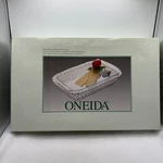 Oneida Silverplate Oblong Baker Basket With Glass Liner 17X10X2 3/8. Fixed Price $14.39.
