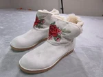 Rock & Candy By Zigi Boots Womens Size 10 Off White Larue Embroidered Faux Fur. Fixed Price $39.99.
