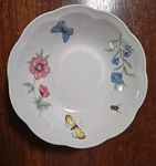 Lenox Butterfly Meadow Fruit Bowls Set Of 4 New!!. Fixed Price $44.00.