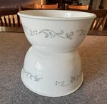 Corelle Country Cottage 28 Oz Round Soup Bowl Green And White. Fixed Price $14.57.