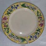 4 Sakura Majesticware Spring Valley Lunch Salad Plates Sue Zipkin Flowers. Fixed Price $24.64.