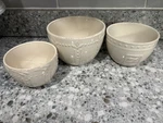 Signature Sorrento Rare Color Of Nesting Bowls Set 3. Fixed Price $47.49.