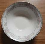 Farberware Southampton (white) 9" Vegetable Bowl 1992/223A Floral. Fixed Price $15.00.