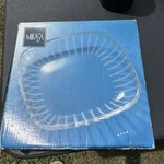 Mikasa Cheers Diamond Bowl 8 Inches Crystal Glass New Box. Fixed Price $7.75.
