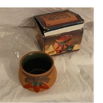 Giftco Inc. Terracotta Salsa Bowl Chili Pepper Design Green Interior Painted. Fixed Price $18.99.