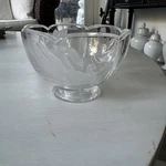 Teleflora Gifts 24% Lead Crystal Swans Bowl Glass Made In France. Fixed Price $22.00.