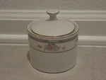 Vintage 1992 Farberware Fine China Southampton 223K Sugar Bowl W/lid. Fixed Price $20.00.