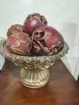 D'lusso Designs Paoletta Collection Four-piece Bowl With Three Orbs Set. Fixed Price $50.00.