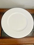 Bloom Tabletops Gallery- 4 Dinner Plates. Fixed Price $19.99.