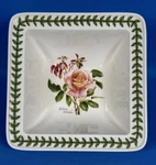Portmeirion Botanic Roses 8 Square Bowl Warm Wishes With Green Laurel Band. Fixed Price $18.95.