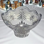 Mikasa Christmas Night Collection Crystal Footed Bowl 6 In New Box WY553-728. Fixed Price $12.99.
